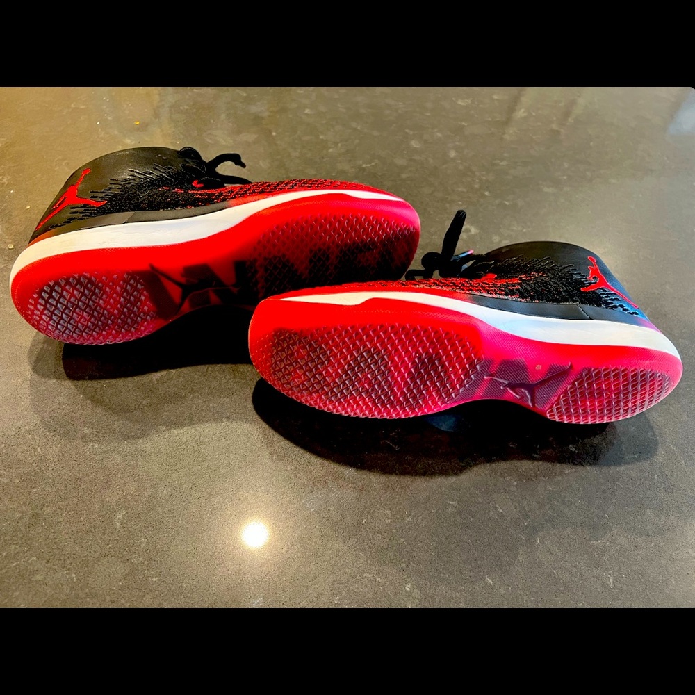 Retro Nike Air Jordan XXXI BG Banned Basketball Shoes